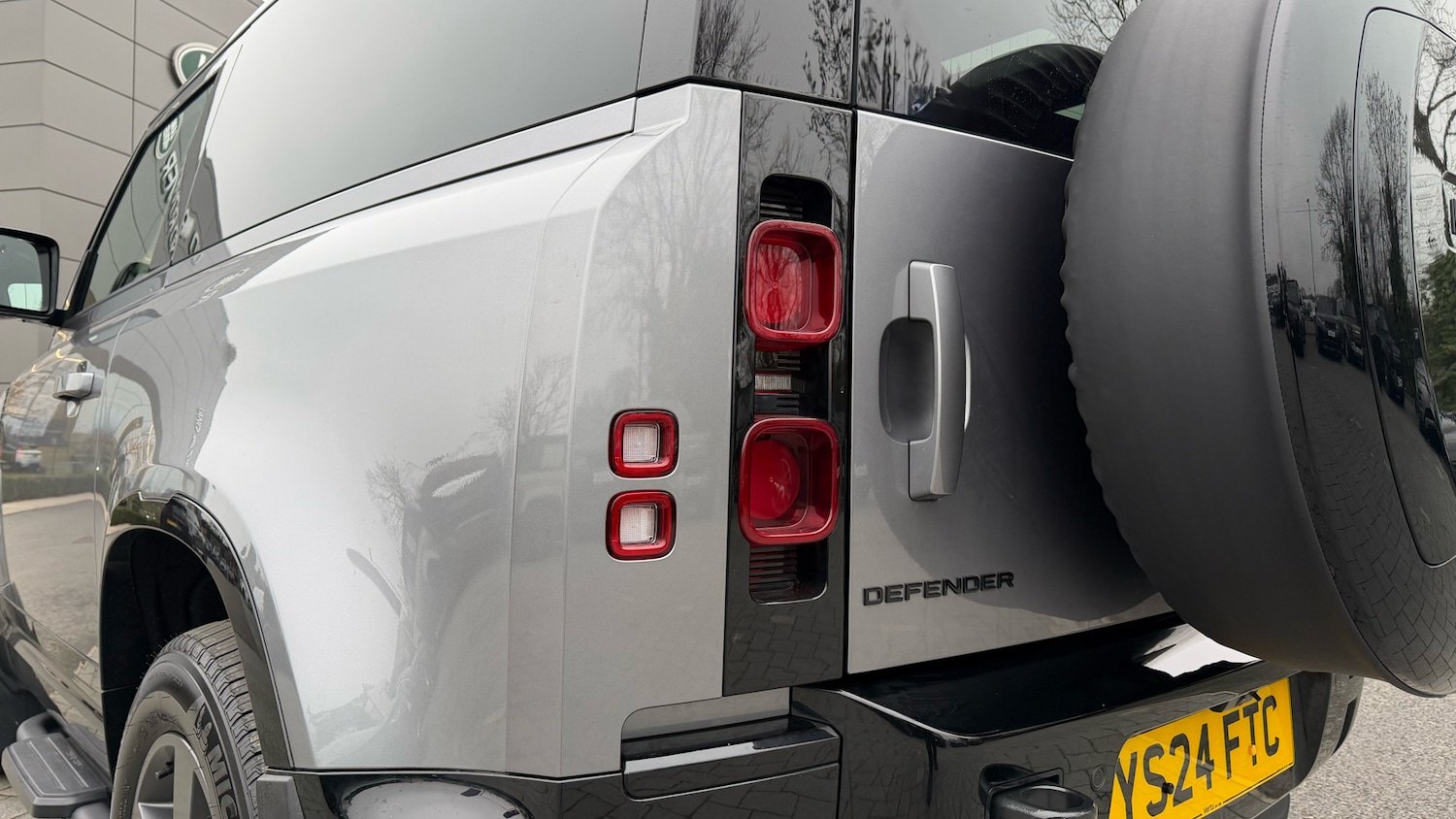 Used Land Rover Defender 2024 for sale - 77450280: Photo 19