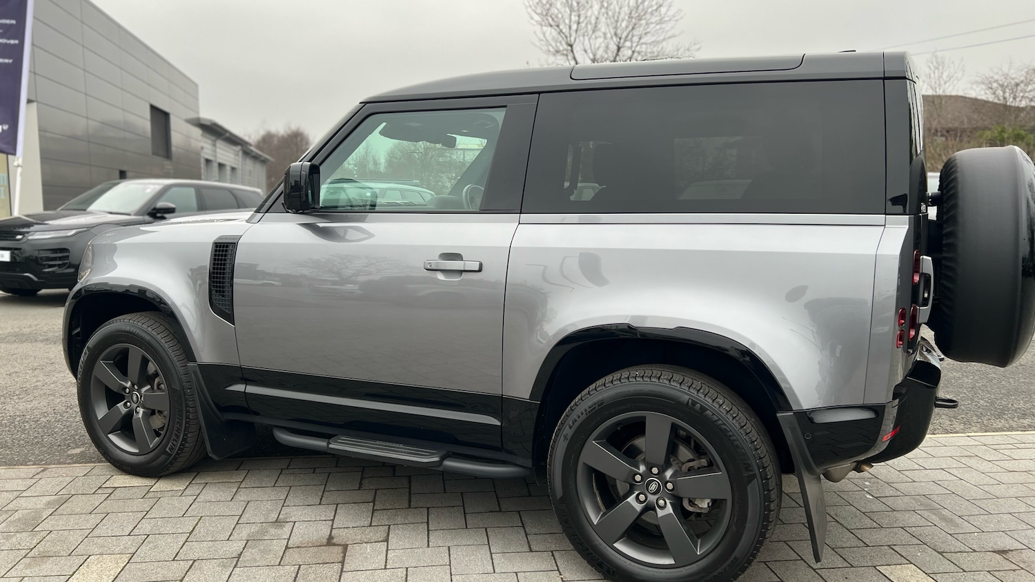 Used Land Rover Defender 2024 for sale - 77450280: Photo 21