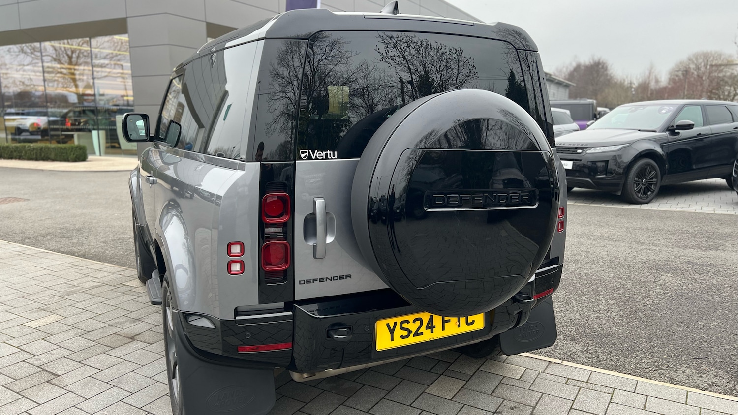 Used Land Rover Defender 2024 for sale - 77450280: Photo 28