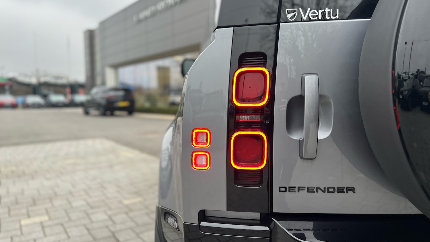 Used Land Rover Defender 2024 for sale - 77450280: Photo 30