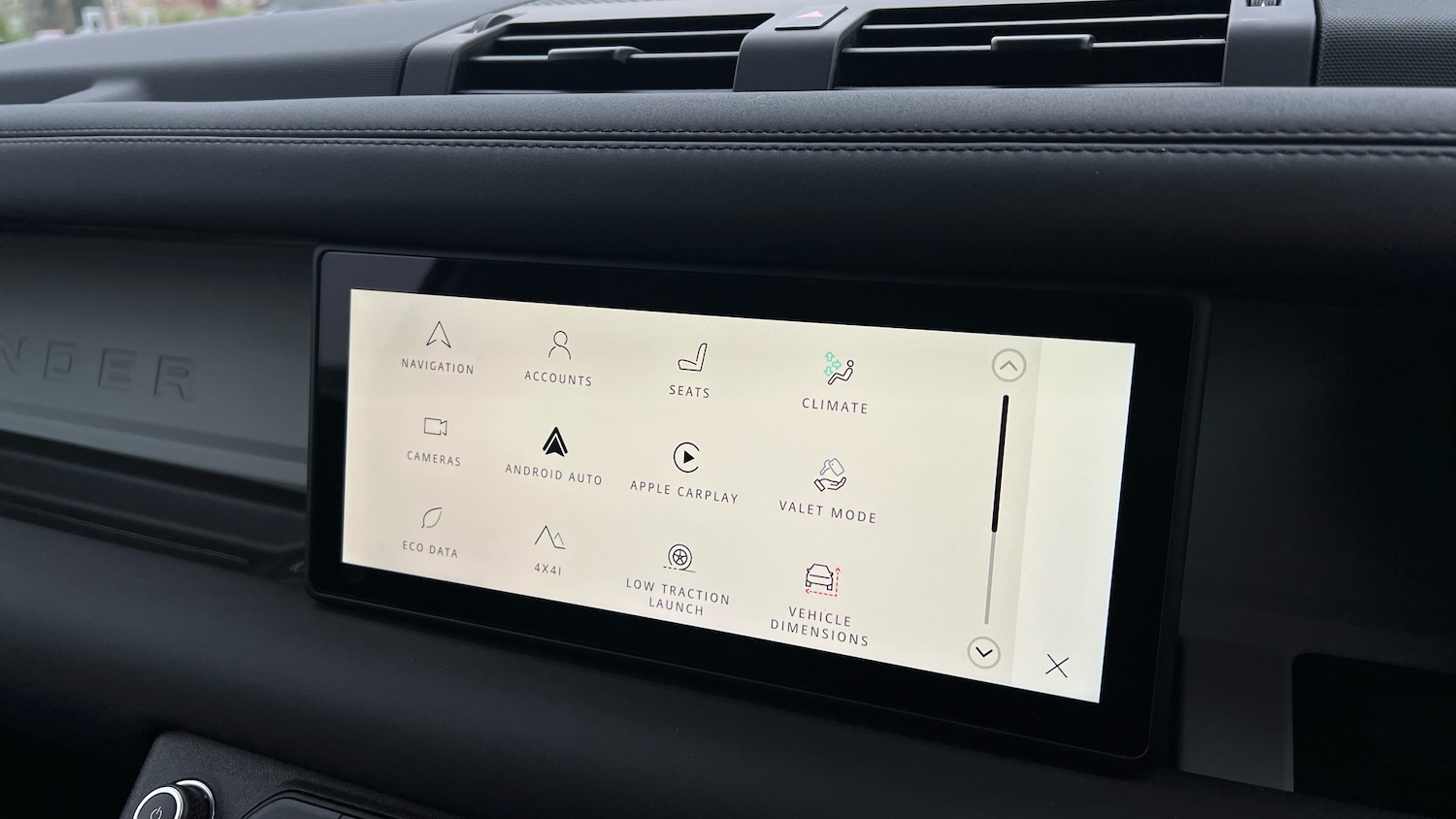 Used Land Rover Defender 2024 for sale - 77450280: Photo 37