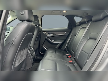 Used Jaguar F-Pace 2021 for sale - 76428578: Photo