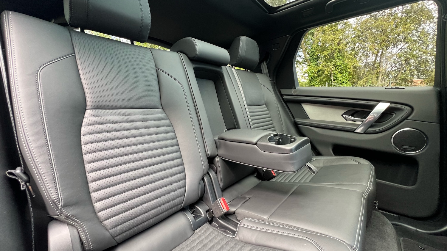 Used Land Rover Discovery Sport 2025 for sale - 76209188: Photo 33