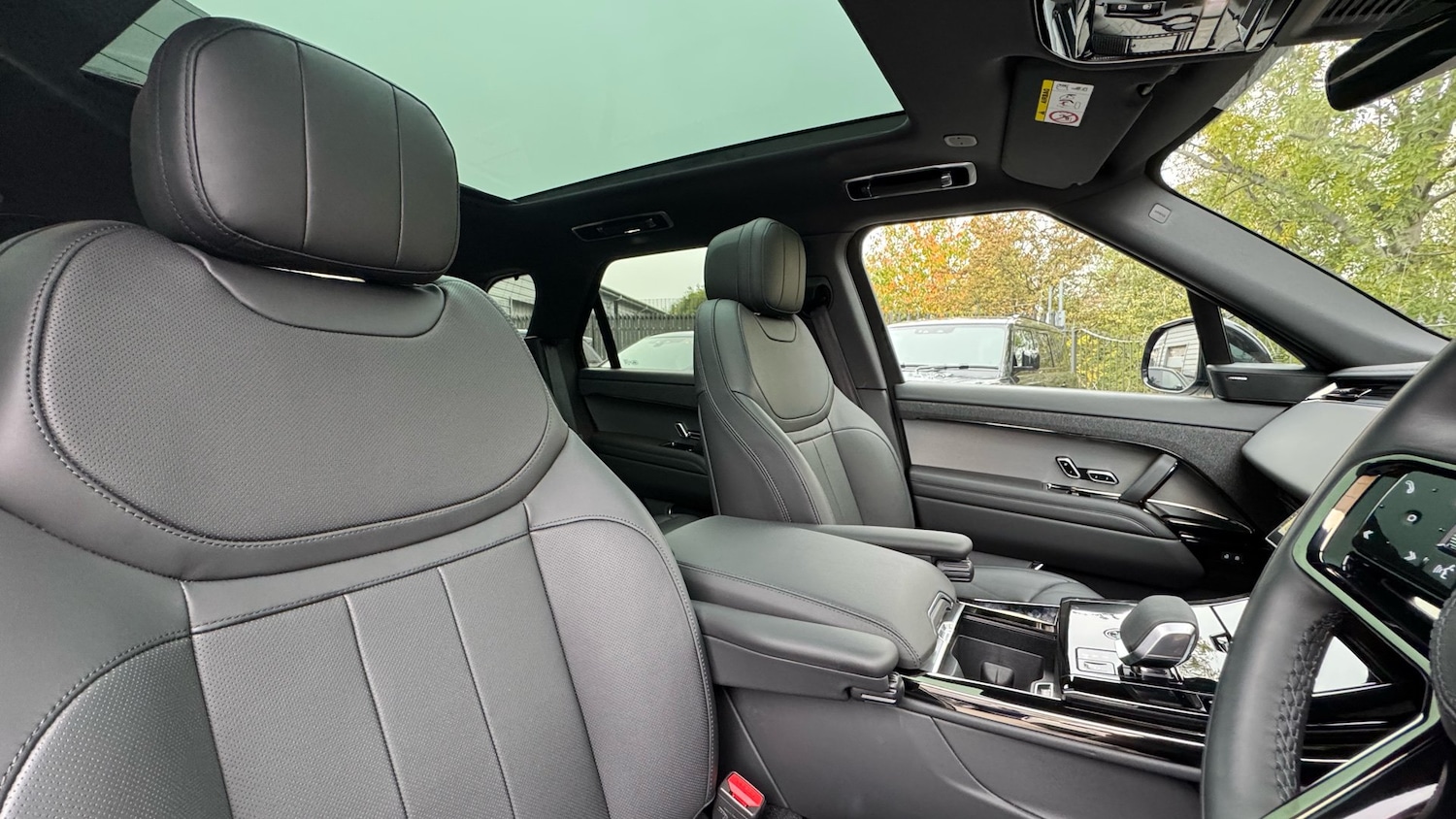 Used Land Rover Range Rover Sport 2025 for sale - 76612514: Photo 36