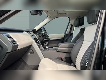 Used Land Rover Discovery 2025 for sale - 79455915: Photo