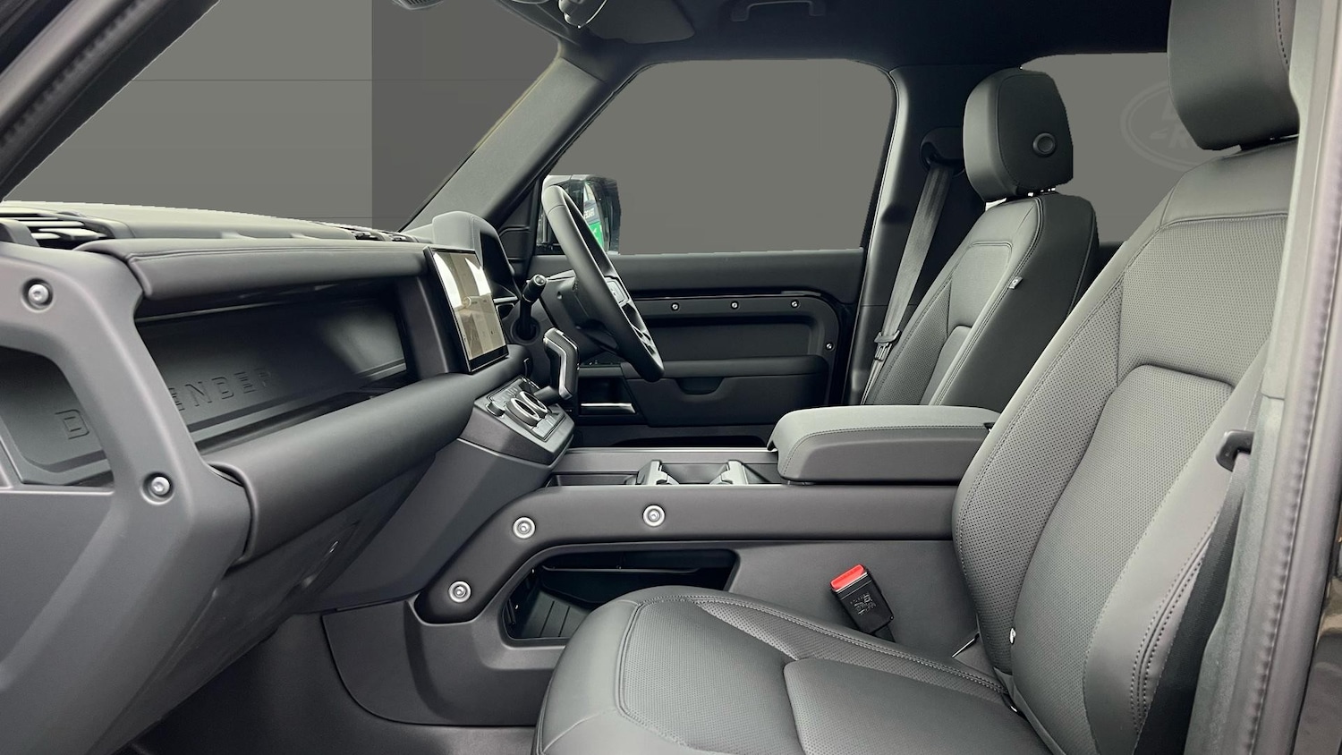 Used Land Rover Defender 2025 for sale - 77159088: Photo 3