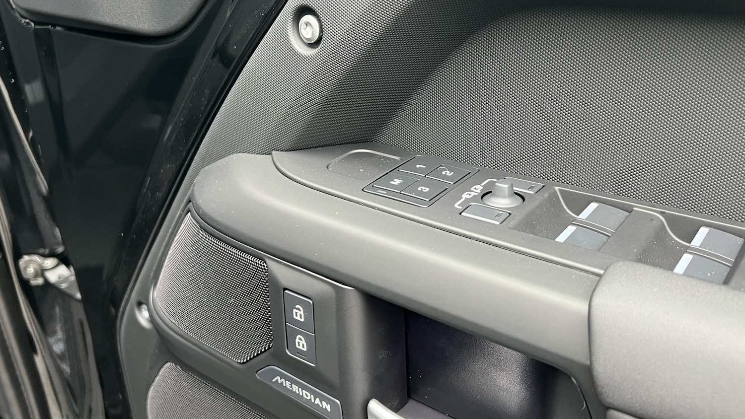 Used Land Rover Defender 2025 for sale - 77159088: Photo 35