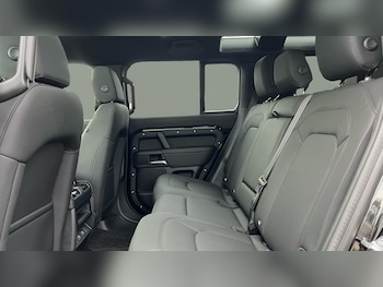 Used Land Rover Defender 2025 for sale - 77159088: Photo