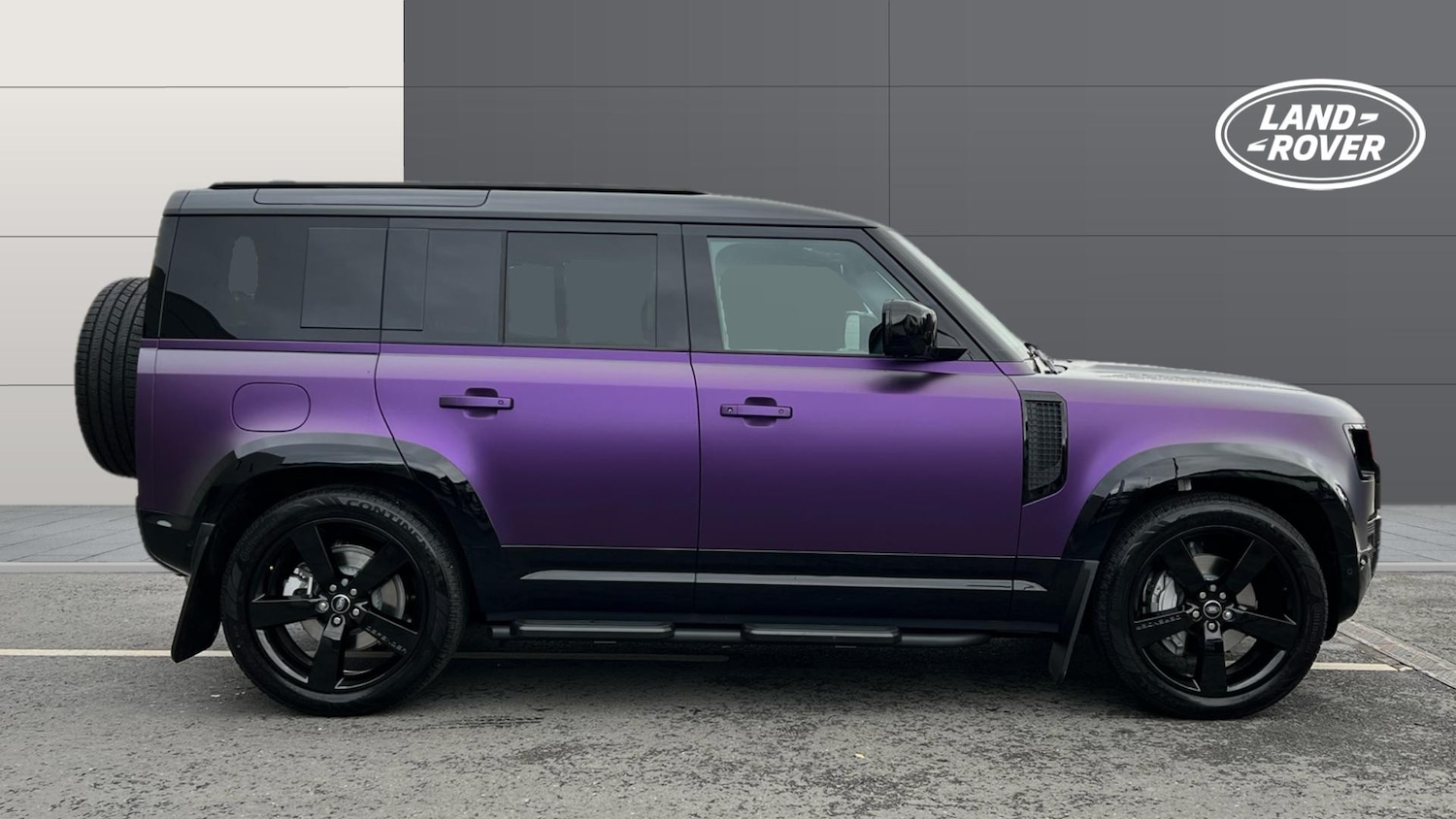 Used Land Rover Defender 2025 for sale - 77159088: Photo 5