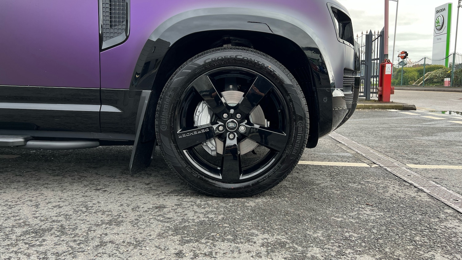 Used Land Rover Defender 2025 for sale - 77159088: Photo 8