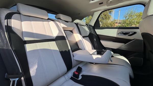 Used Land Rover Range Rover Velar 2018 for sale - 76263192: Photo 33