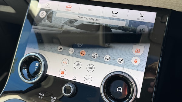 Used Land Rover Range Rover Velar 2018 for sale - 76263192: Photo 43