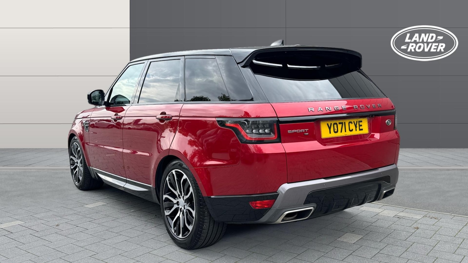 Used Land Rover Range Rover Sport 2021 for sale - 76682283: Photo 2