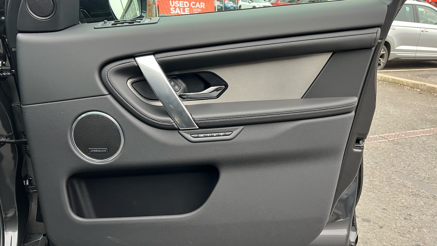 Used Land Rover Discovery Sport 2025 for sale - 77159091: Photo 33