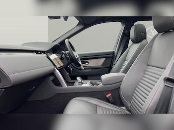 Used Land Rover Discovery Sport 2025 for sale - 77159091: Photo