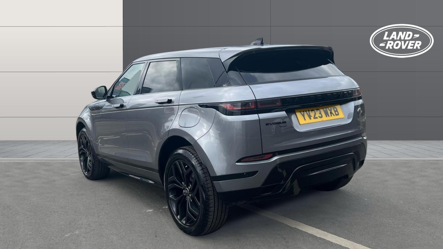 Used Land Rover Range Rover Evoque 2023 for sale - 77606348: Photo 2