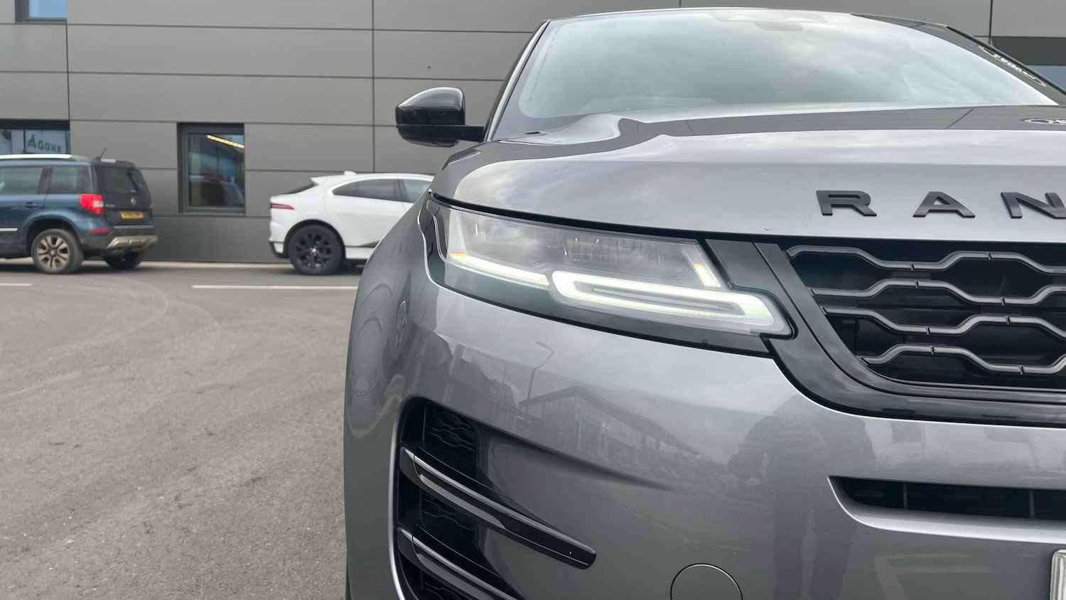 Used Land Rover Range Rover Evoque 2023 for sale - 77606348: Photo 30