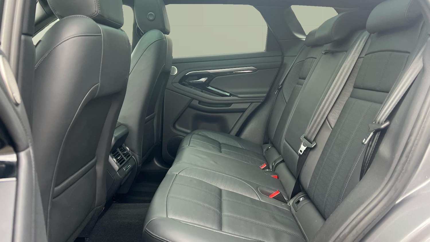 Used Land Rover Range Rover Evoque 2023 for sale - 77606348: Photo 4