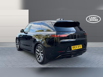 Used Land Rover Range Rover Sport 2024 for sale - 76192429: Photo 2