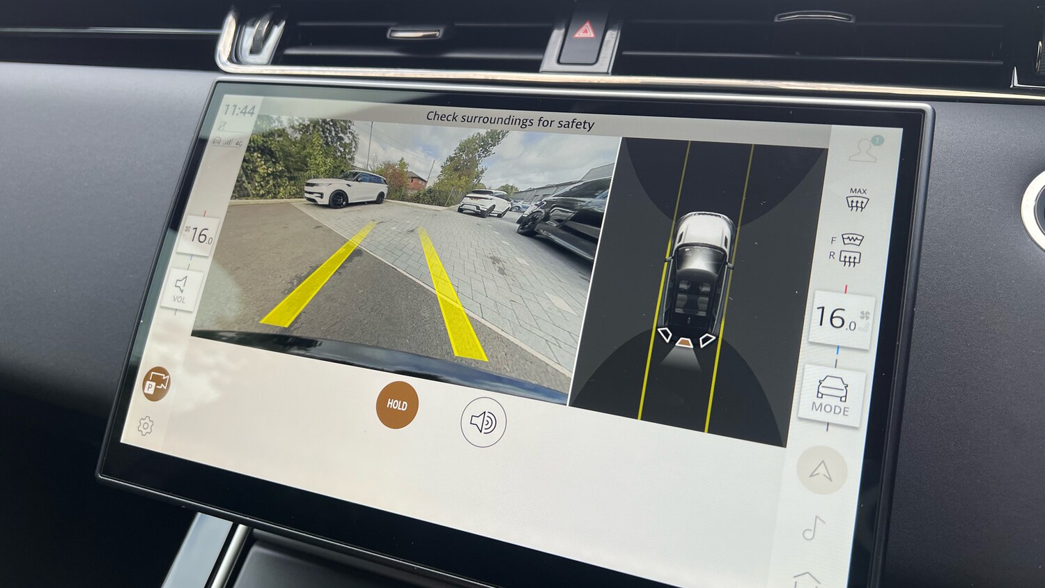 Used Land Rover Range Rover Evoque 2025 for sale - 76194733: Photo 12