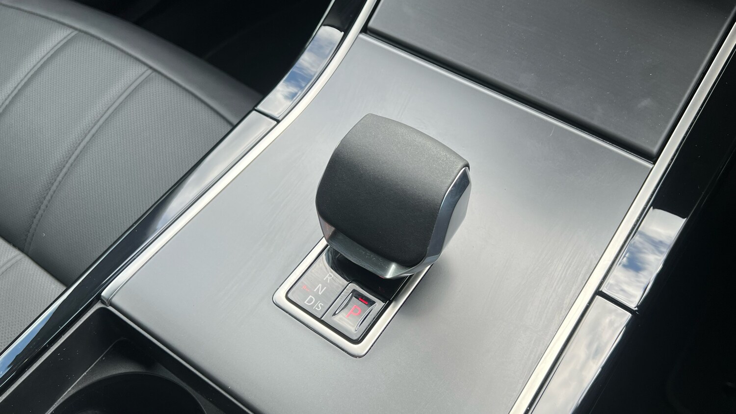 Used Land Rover Range Rover Evoque 2025 for sale - 76194733: Photo 13