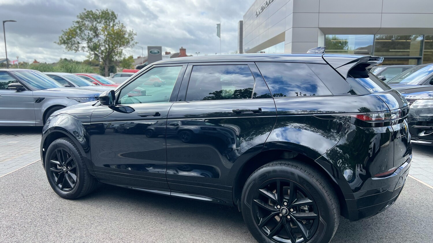 Used Land Rover Range Rover Evoque 2025 for sale - 76194733: Photo 21