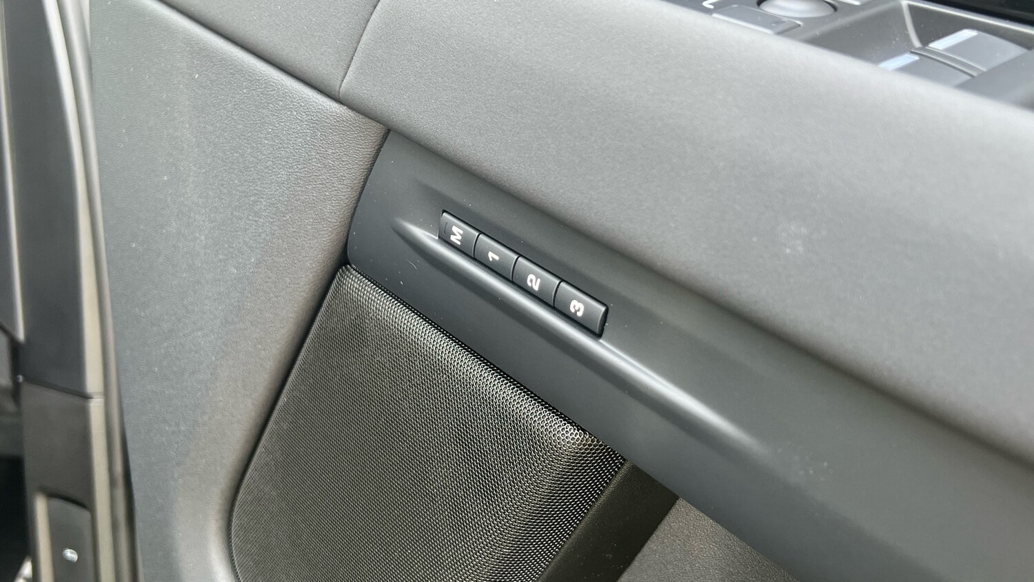 Used Land Rover Range Rover Evoque 2025 for sale - 76194733: Photo 36