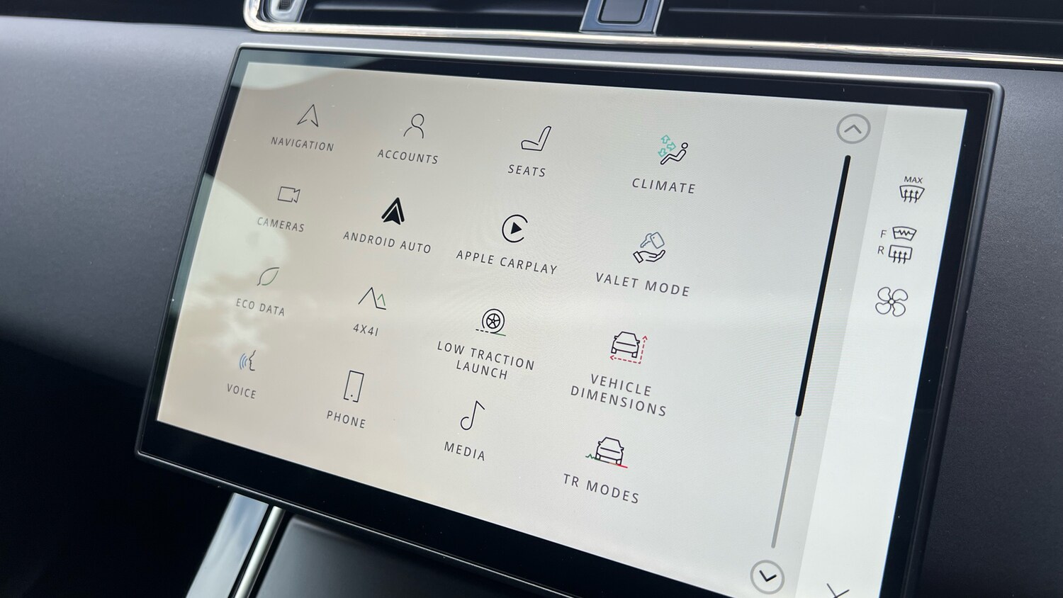 Used Land Rover Range Rover Evoque 2025 for sale - 76194733: Photo 40