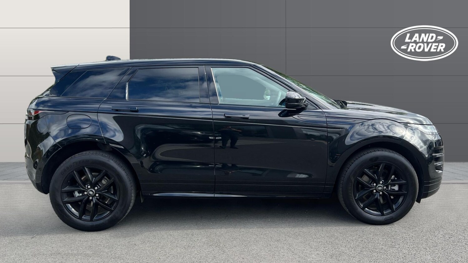 Used Land Rover Range Rover Evoque 2025 for sale - 76194733: Photo 5