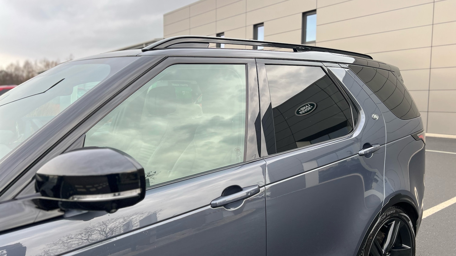 Used Land Rover Discovery 2025 for sale - 77113264: Photo 22