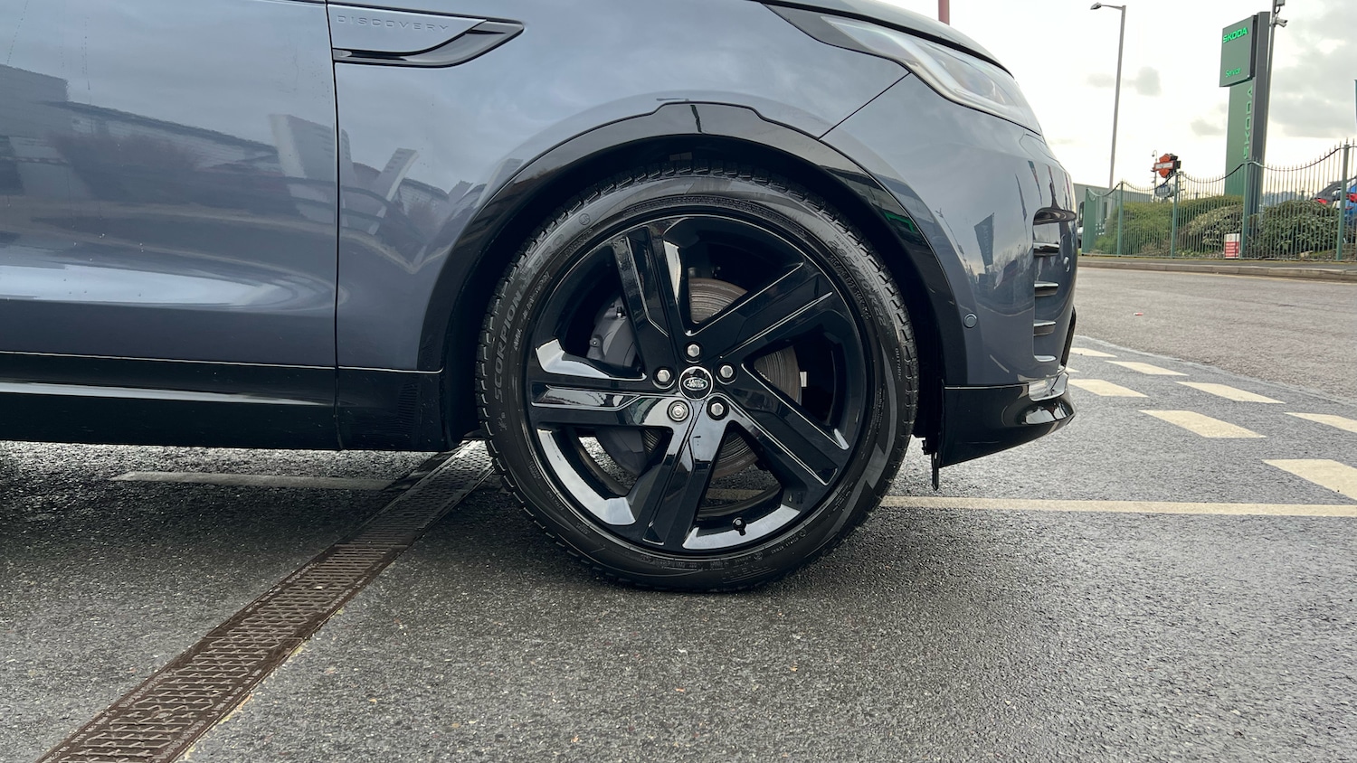 Used Land Rover Discovery 2025 for sale - 77113264: Photo 8