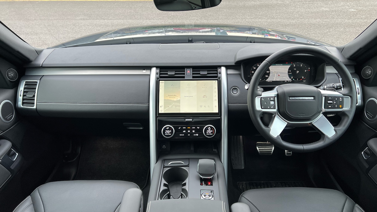 Used Land Rover Discovery 2025 for sale - 77113264: Photo 9