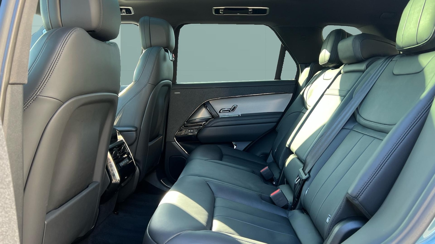 Used Land Rover Range Rover Sport 2023 for sale - 77988965: Photo 4