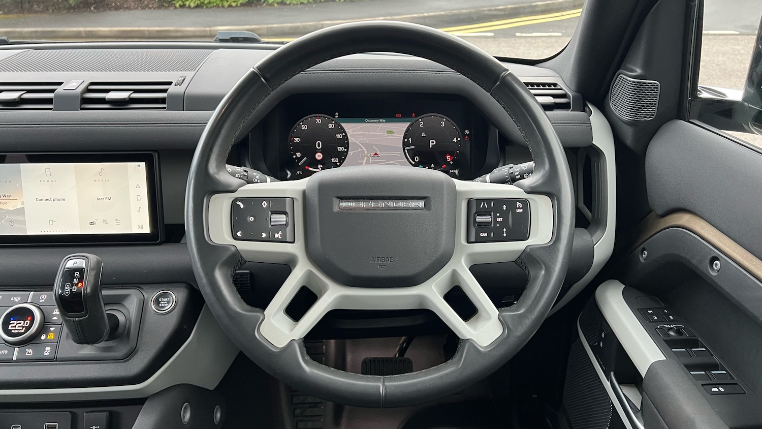 Used Land Rover Defender 2022 for sale - 77264279: Photo 15