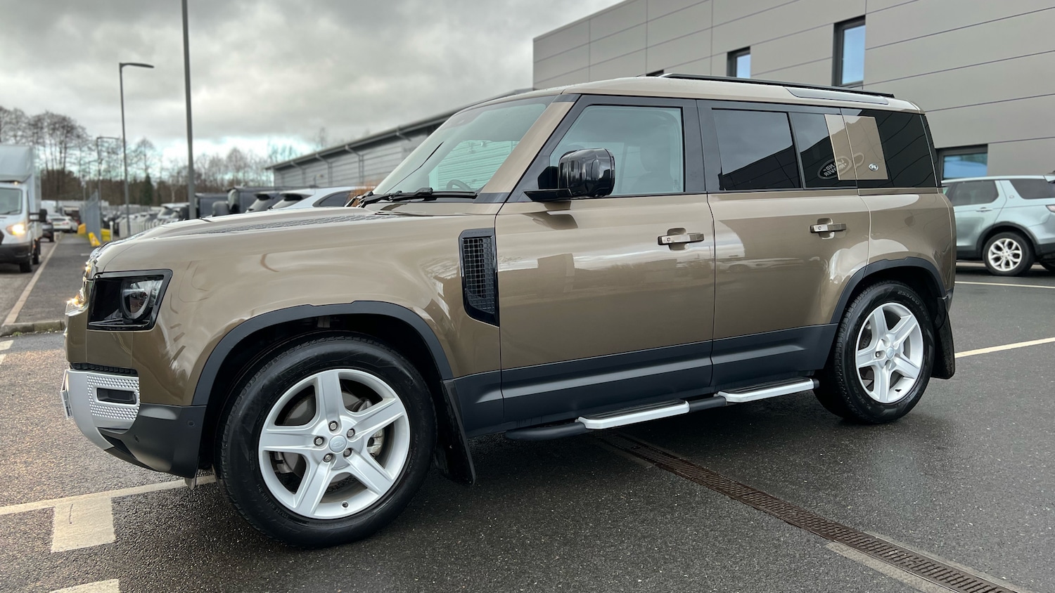 Used Land Rover Defender 2022 for sale - 77264279: Photo 23