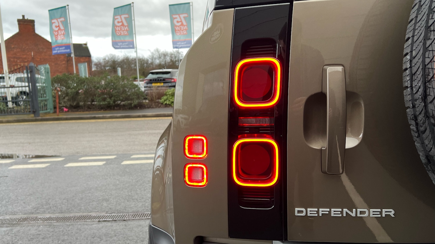 Used Land Rover Defender 2022 for sale - 77264279: Photo 30