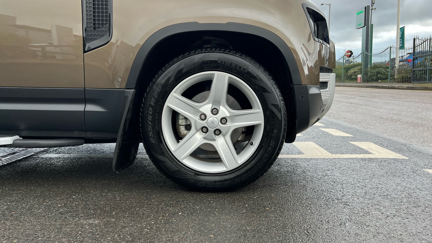 Used Land Rover Defender 2022 for sale - 77264279: Photo 8