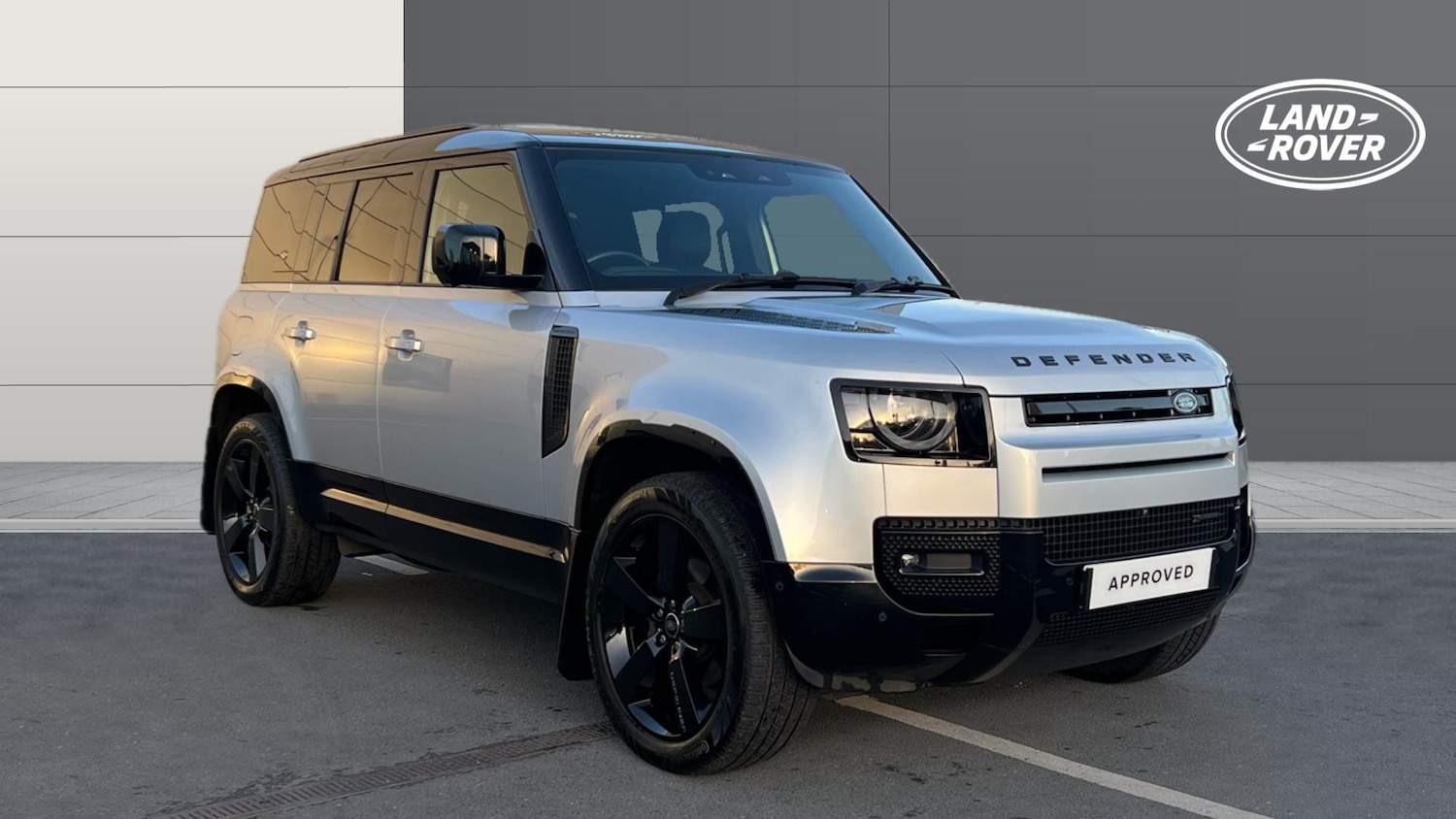Used Land Rover Defender 2022 for sale - 76578486: Photo 1