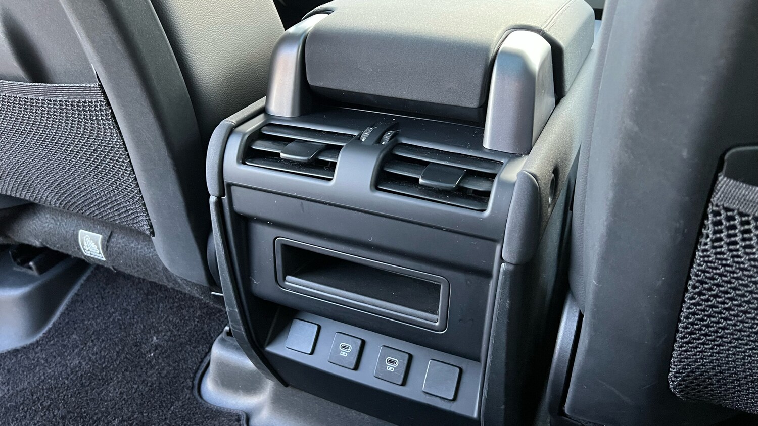 Used Land Rover Defender 2022 for sale - 76578486: Photo 18