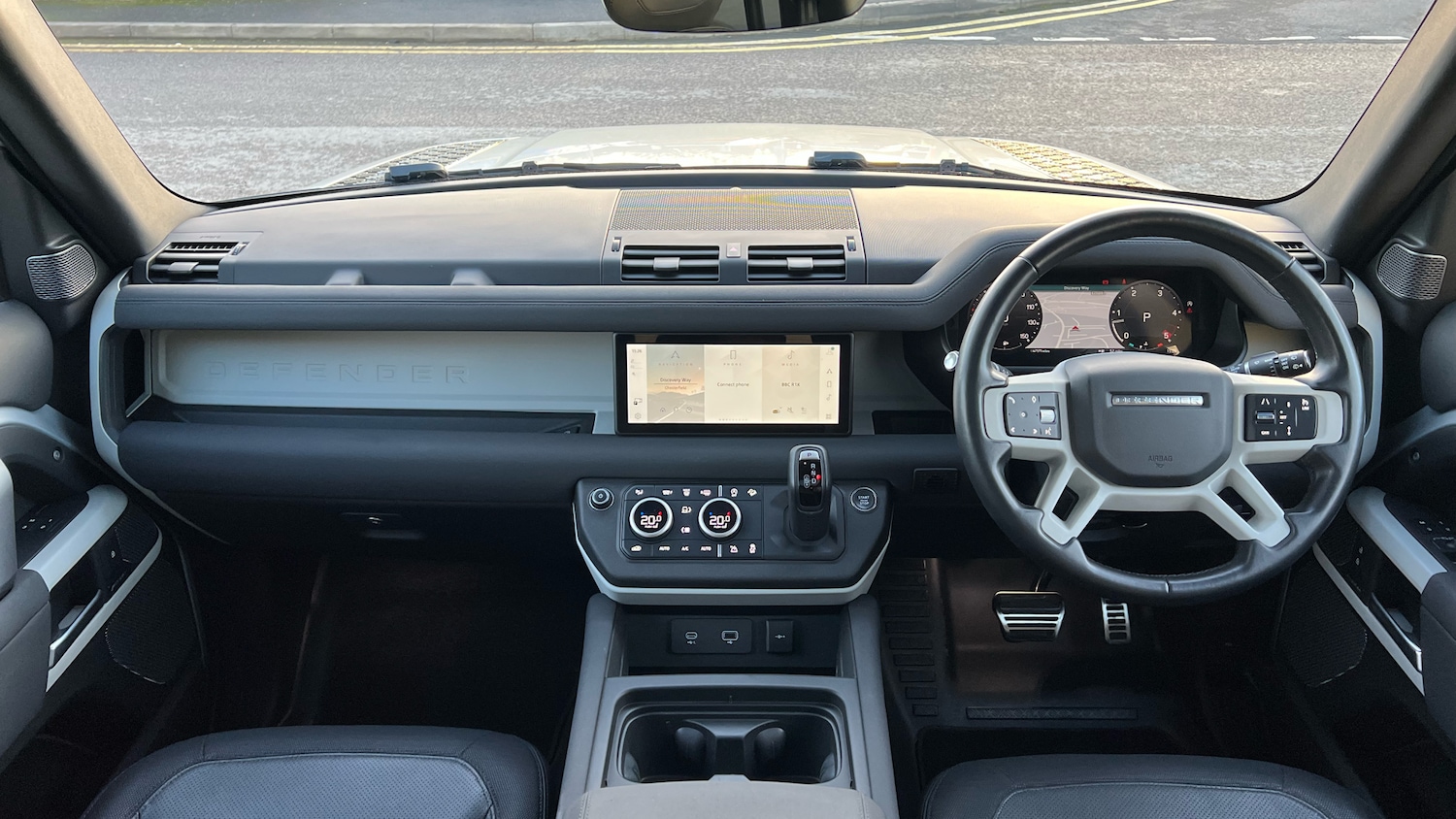 Used Land Rover Defender 2022 for sale - 76578486: Photo 9