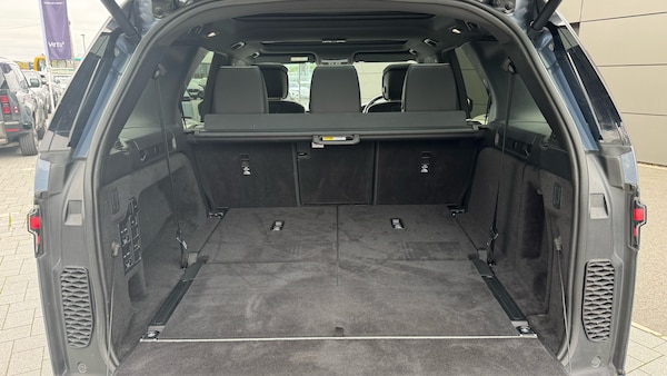 Used Land Rover Discovery 2021 for sale - 76287123: Photo 10