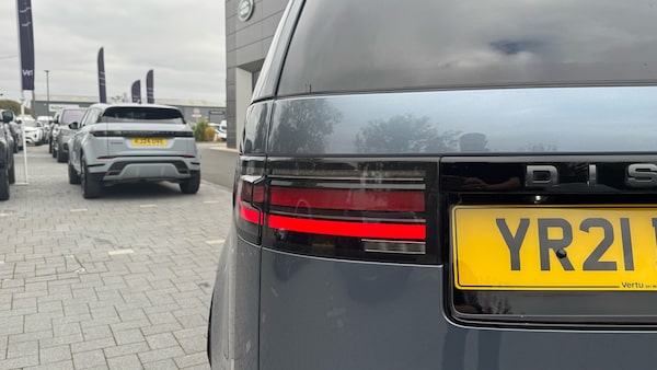 Used Land Rover Discovery 2021 for sale - 76287123: Photo 30