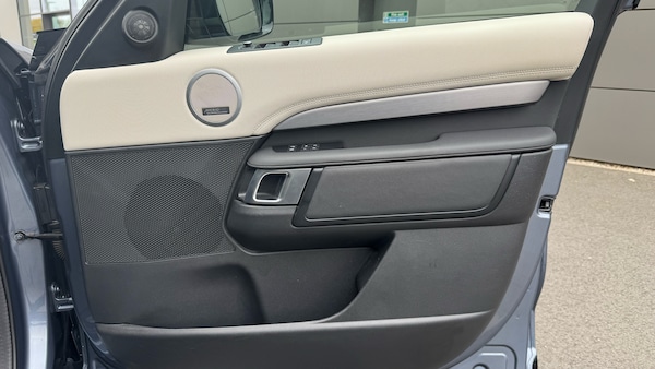 Used Land Rover Discovery 2021 for sale - 76287123: Photo 34