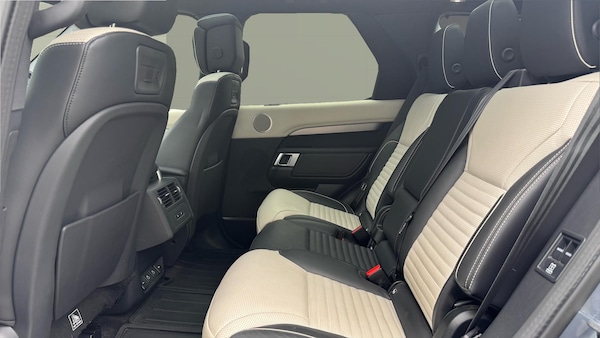 Used Land Rover Discovery 2021 for sale - 76287123: Photo 4
