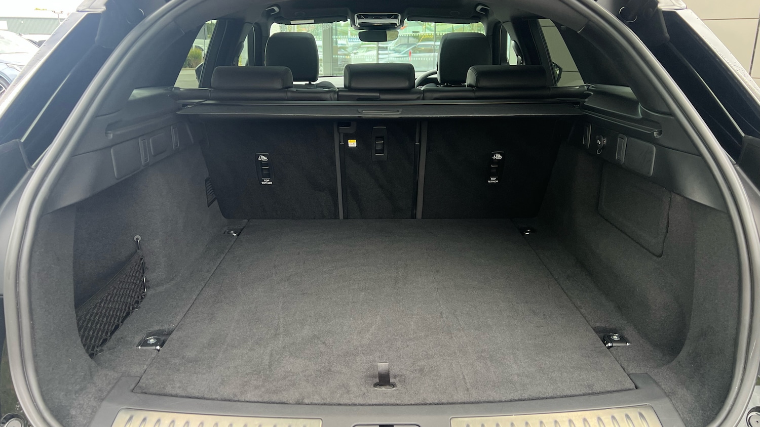 Used Land Rover Range Rover Velar 2024 for sale - 76565343: Photo 10