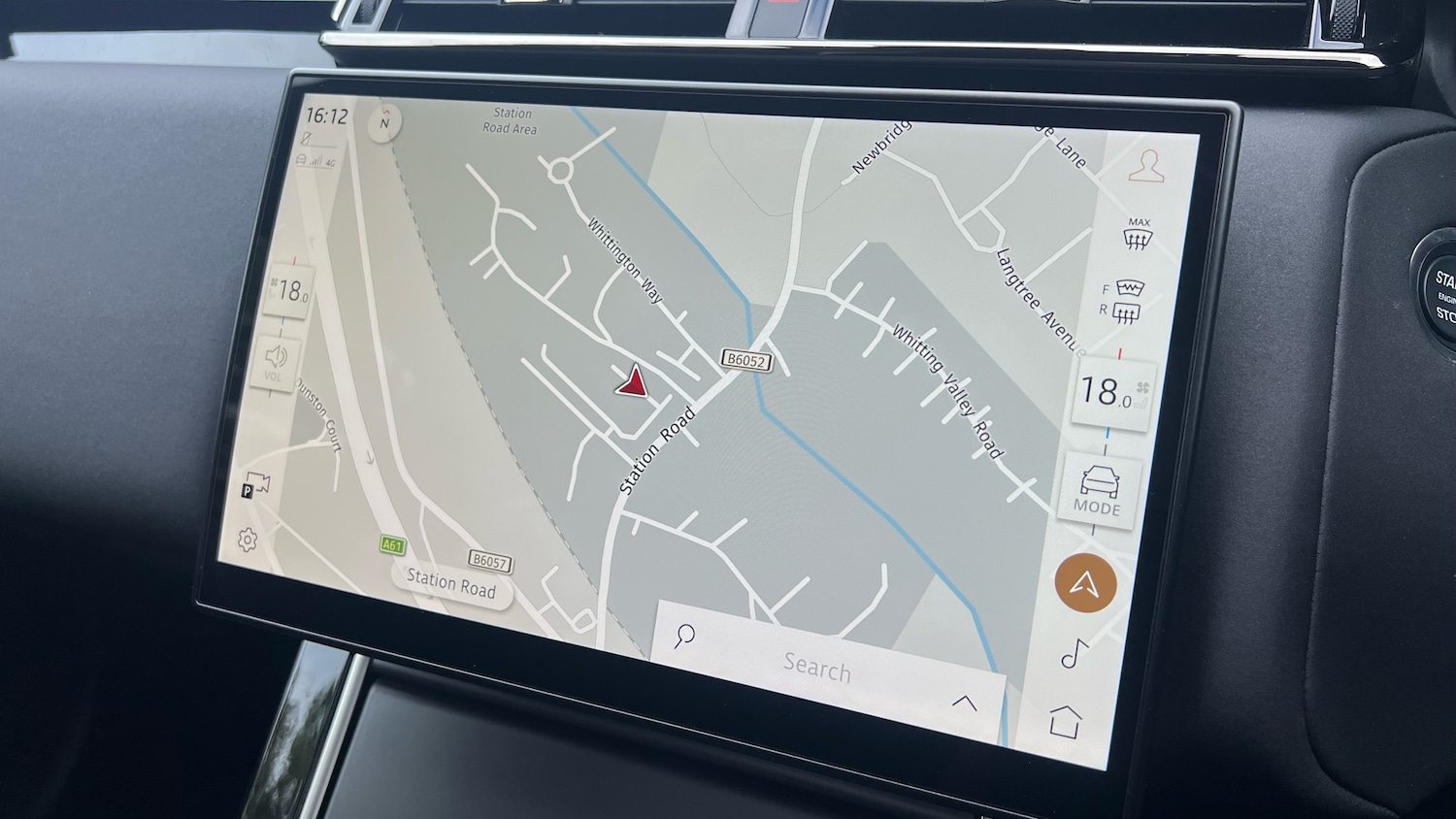 Used Land Rover Range Rover Velar 2024 for sale - 76565343: Photo 11