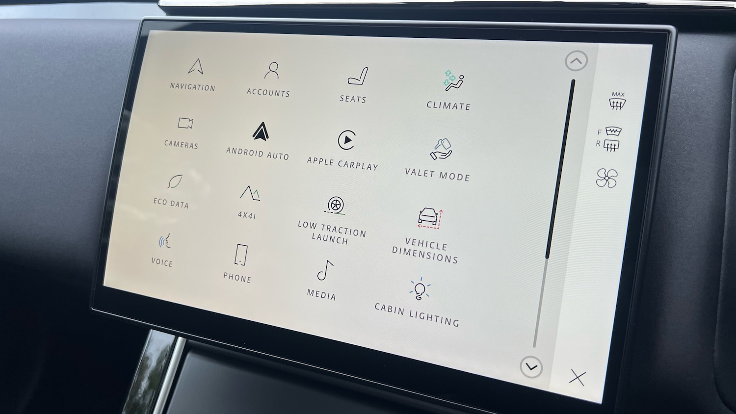 Used Land Rover Range Rover Velar 2024 for sale - 76565343: Photo 39