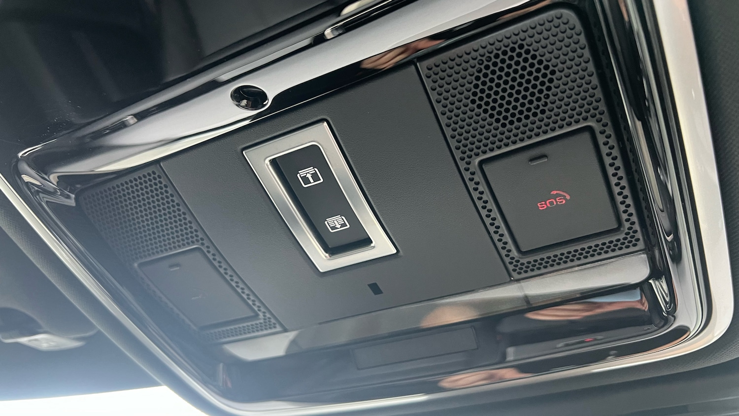 Used Land Rover Range Rover Velar 2024 for sale - 76565343: Photo 44