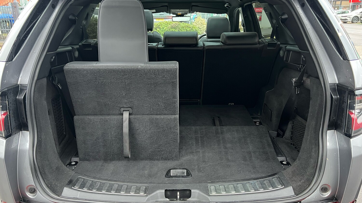 Used Land Rover Discovery Sport 2020 for sale - 77639087: Photo 32