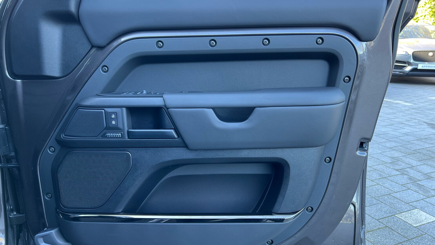 Used Land Rover Defender 2025 for sale - 77997410: Photo 34